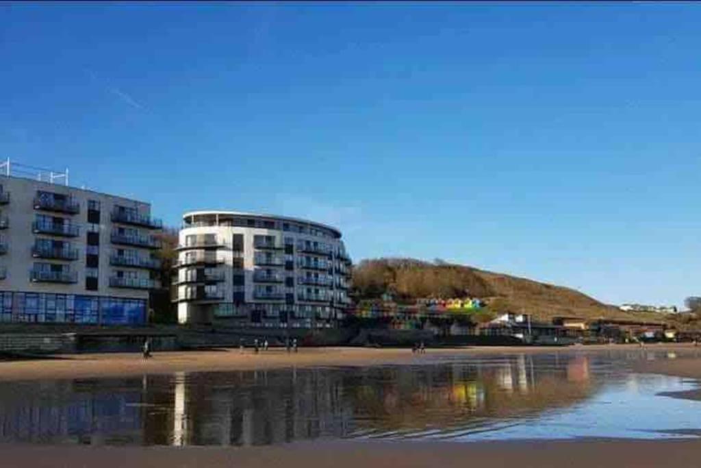 The North Bay Hideaway, Scarborough Exterior foto